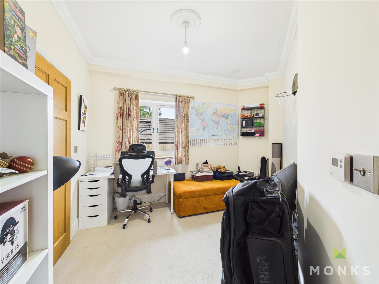 19 Baytree Close, Oswestry, SY11 3QQ For Sale